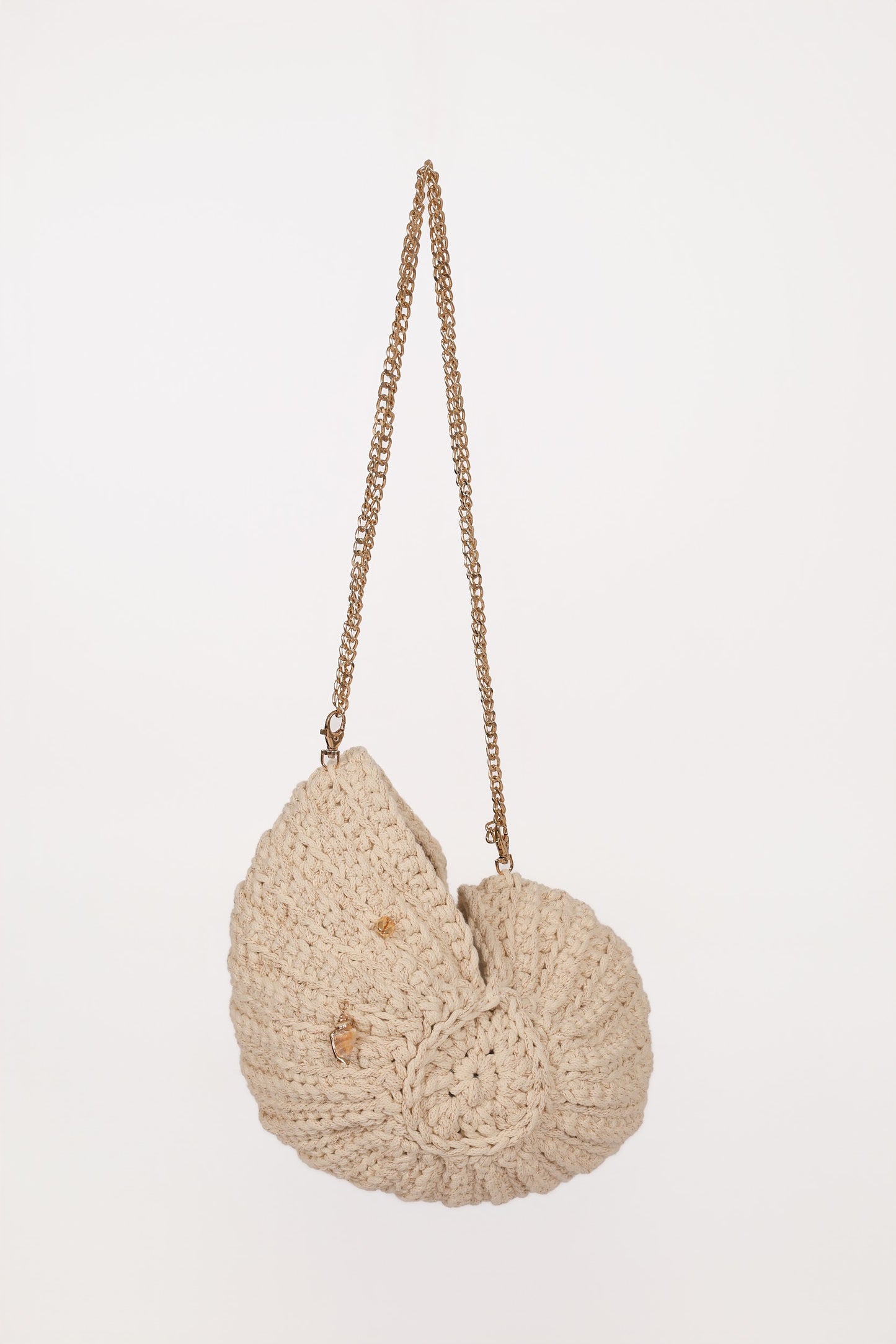 Häckeltasche in Muschelform