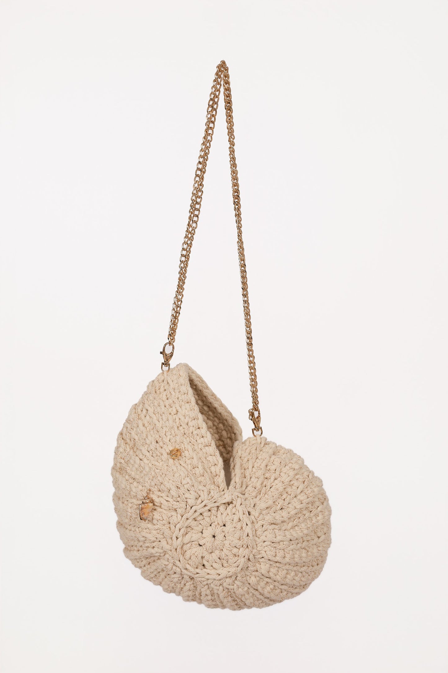 Häckeltasche in Muschelform