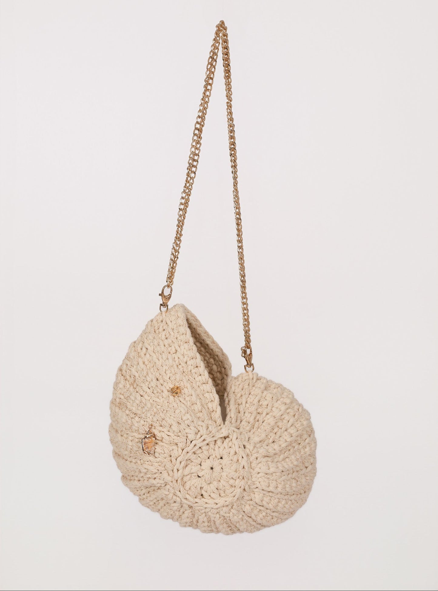Häckeltasche in Muschelform