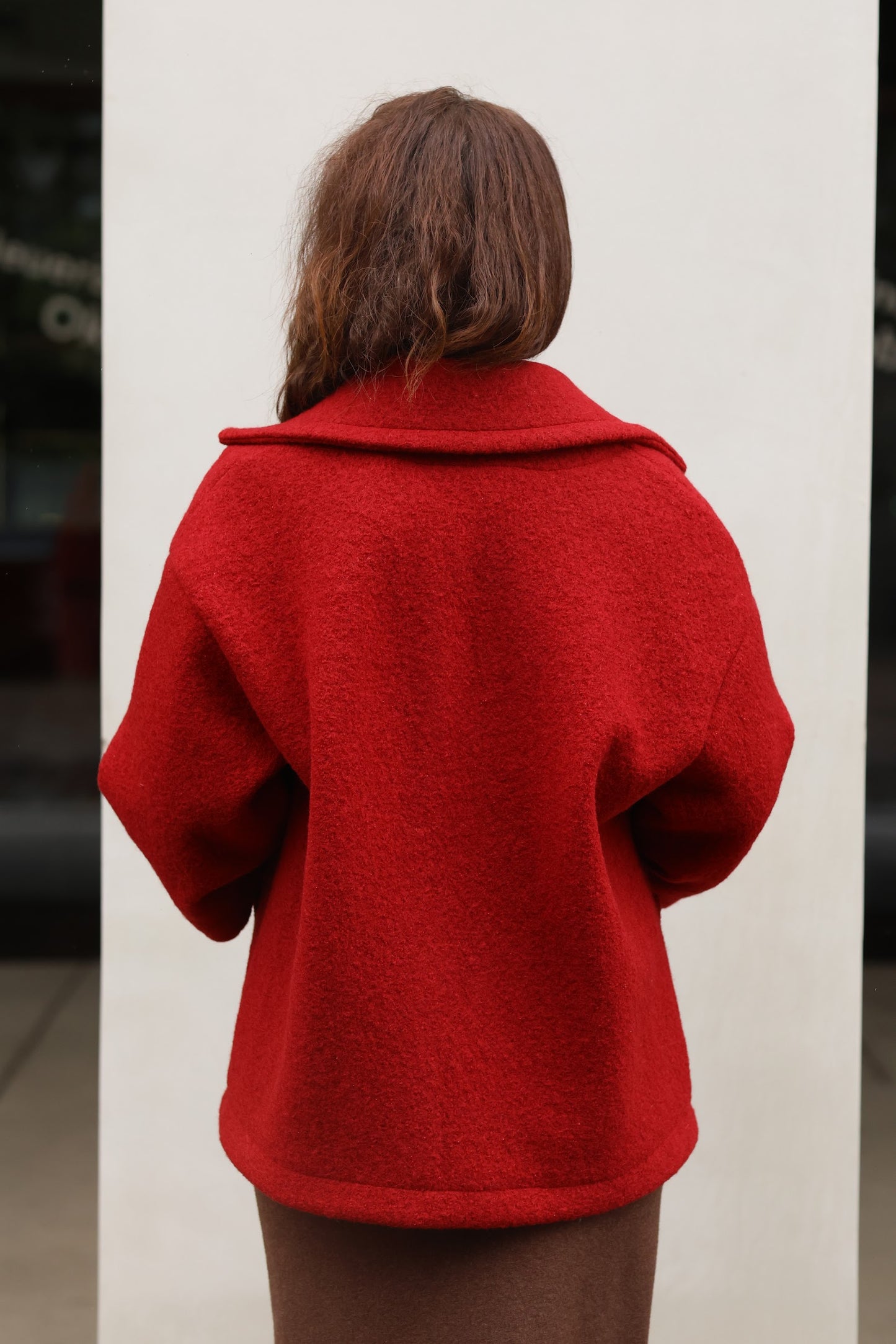 Hüftlange Wolljacke in Rot, Nr. 339