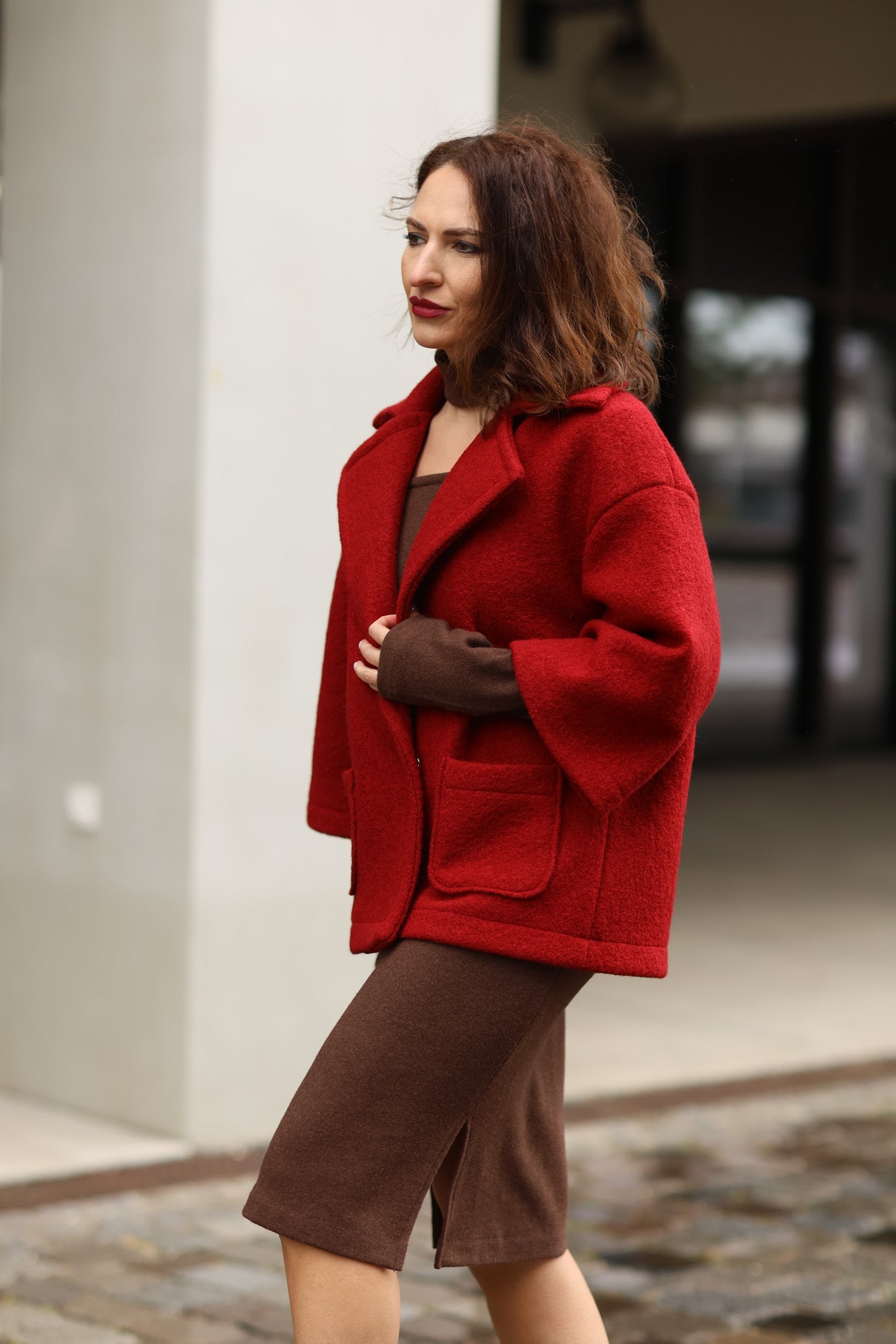 Hüftlange Wolljacke in Rot, Nr. 339