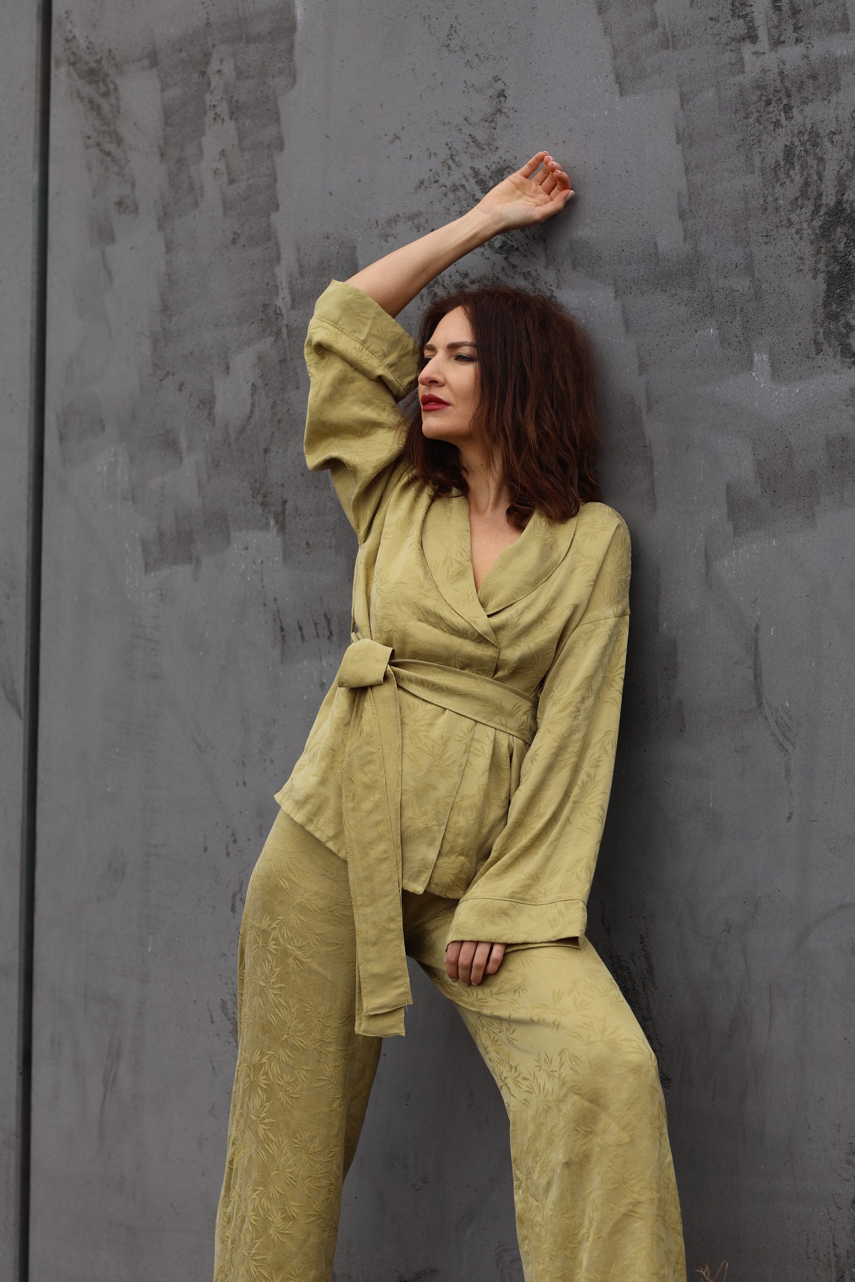 Kimonoanzug aus Lyocell Jacquard, Blätter Lemon